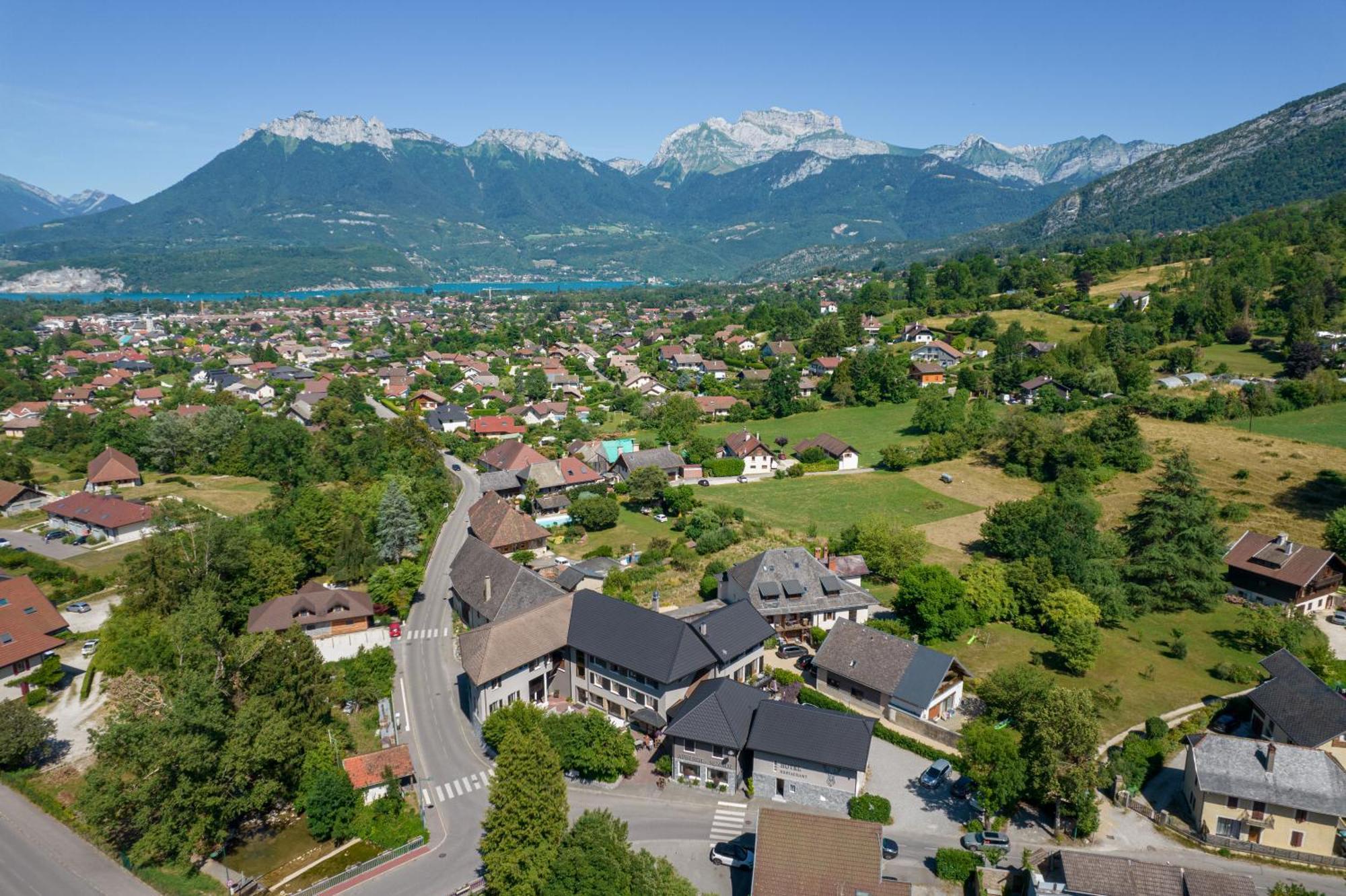 Отель Auberge Le Semnoz Сен-Жорьо Экстерьер фото